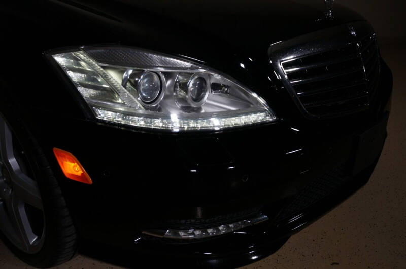 2011 Mercedes-Benz S-Class S 550