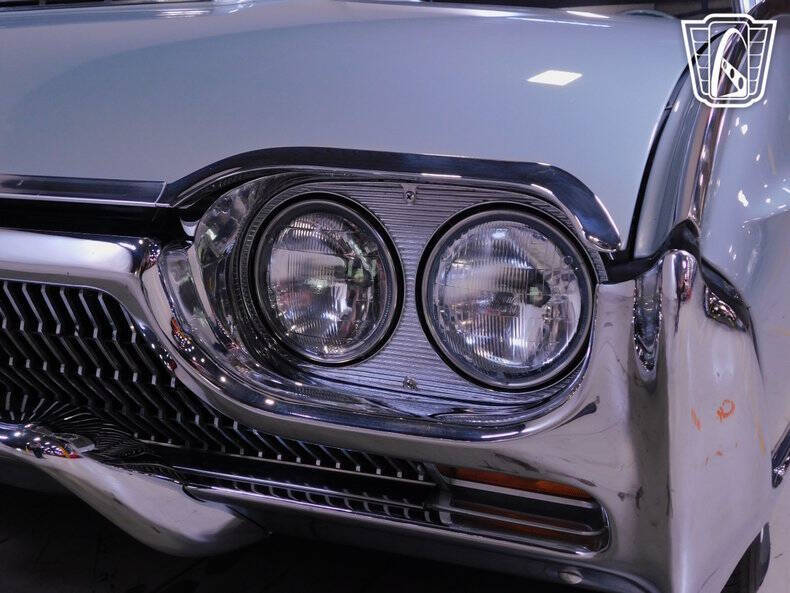 1963 Ford Thunderbird