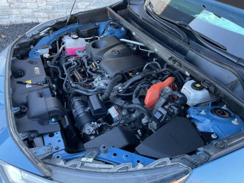 2022 Toyota RAV4 Hybrid SE