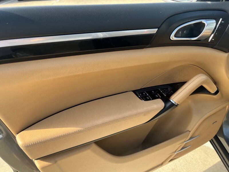 2017 Porsche Cayenne S