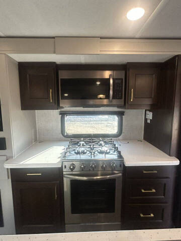 2021 Forest River River Ranch CMF390RL