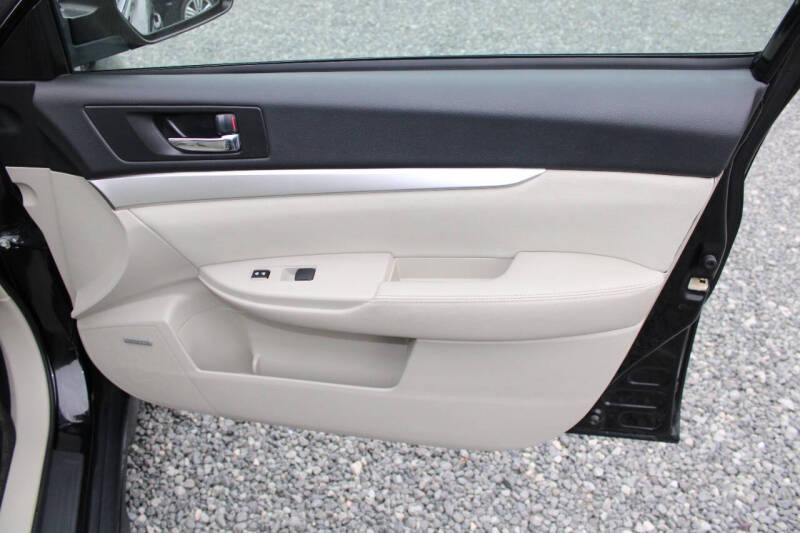 2012 Subaru Outback 3.6R Premium