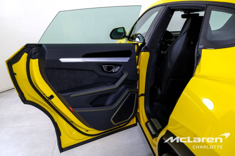 2022 Lamborghini Urus