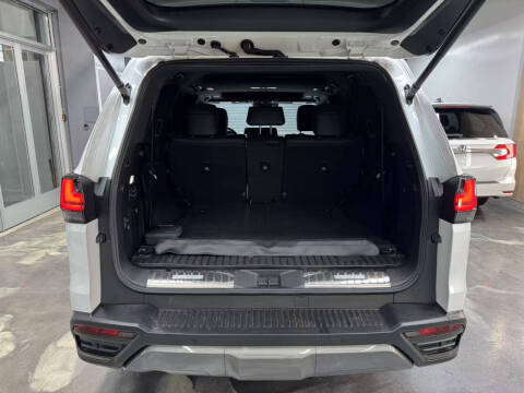 2024 Lexus LX 600 Luxury