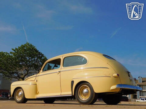 1942 Ford Super Deluxe