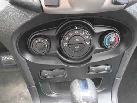 2013 Ford Fiesta Titanium