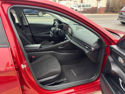 2023 Hyundai Elantra SEL