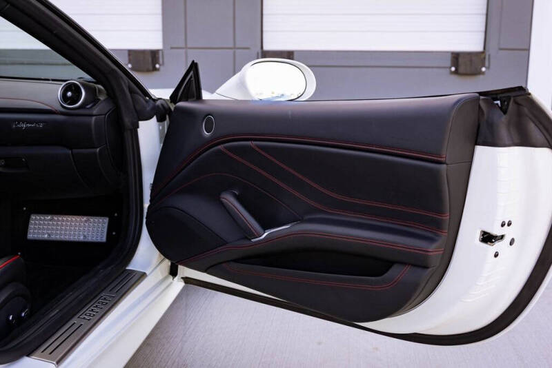 2016 Ferrari California T