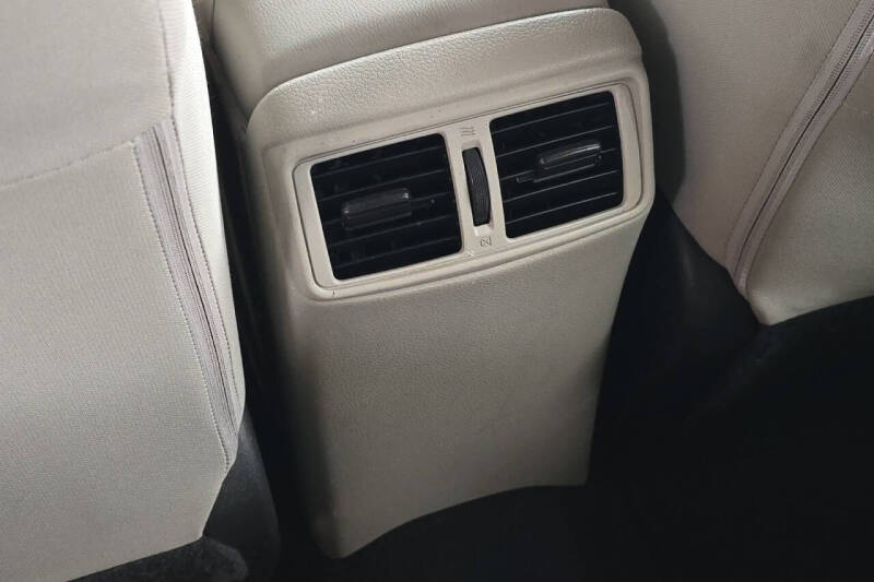 2017 Nissan Rogue Sport SV