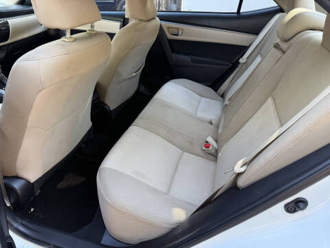 2015 Toyota Corolla LE