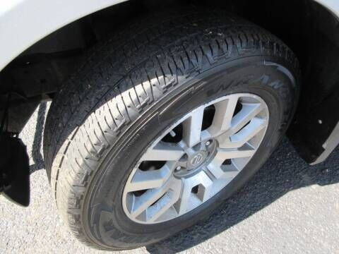 2010 Nissan Frontier LE