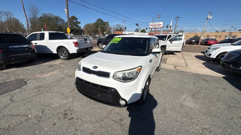 2016 Kia Soul +