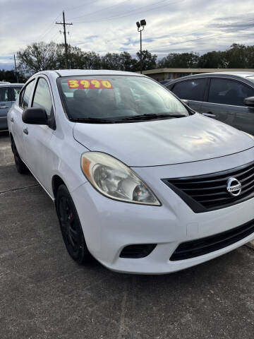 2014 Nissan Versa 1.6 S Plus