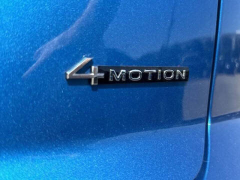 2024 Volkswagen Atlas Cross Sport SEL Premium R-Line 4Motion