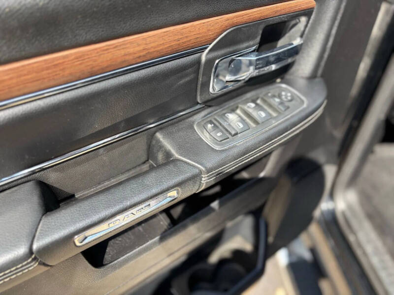 2013 RAM 1500 Laramie