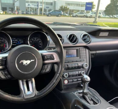2015 Ford Mustang V6