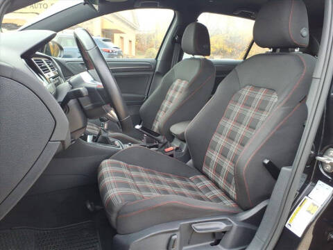 2019 Volkswagen Golf GTI S