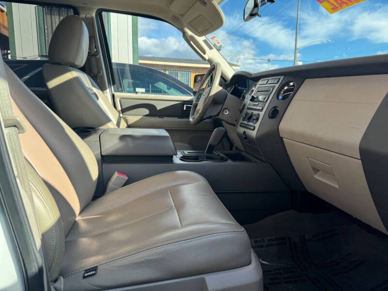 2012 Ford Expedition XLT