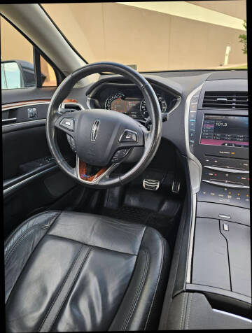 2014 Lincoln MKZ