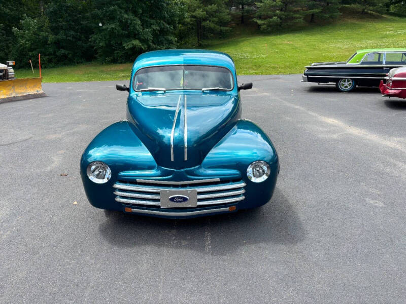 1946 Ford Deluxe