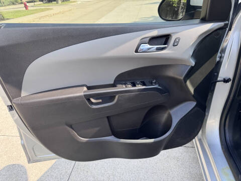 2020 Chevrolet Sonic LT