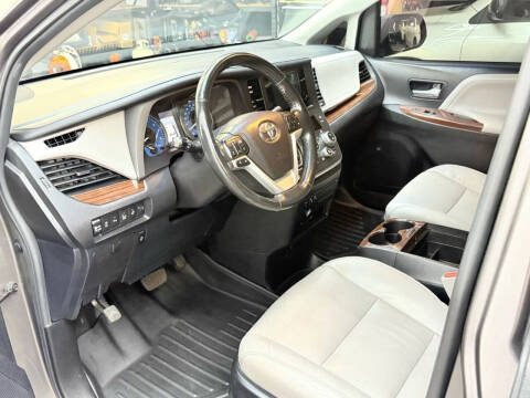 2017 Toyota Sienna