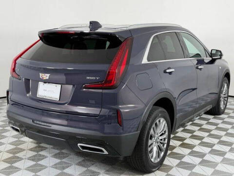 2025 Cadillac XT4 Premium Luxury