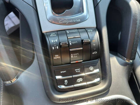 2016 Porsche Cayenne GTS