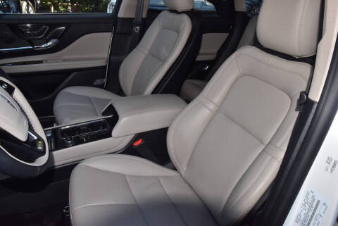 2025 Lincoln Corsair Premiere