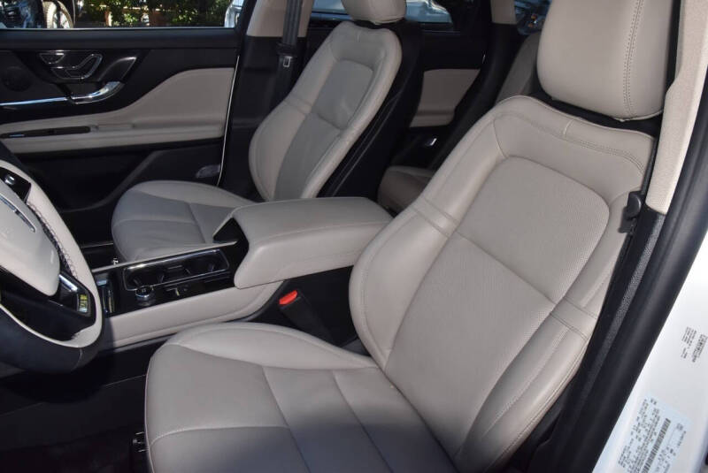 2025 Lincoln Corsair Premiere