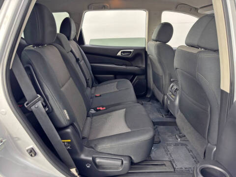 2018 Nissan Pathfinder S