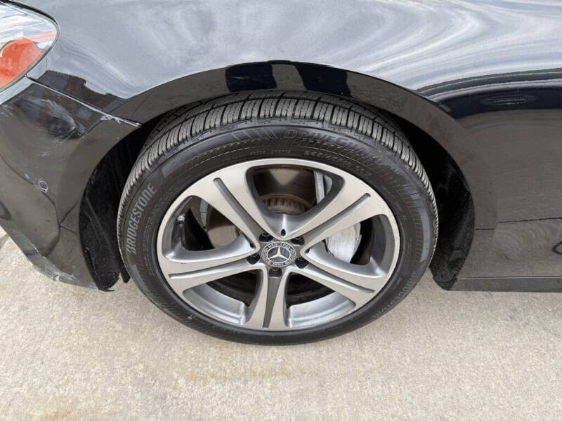 2017 Mercedes-Benz E-Class E 300 4MATIC