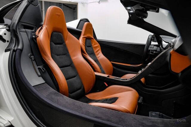 2013 McLaren MP4-12C Spider