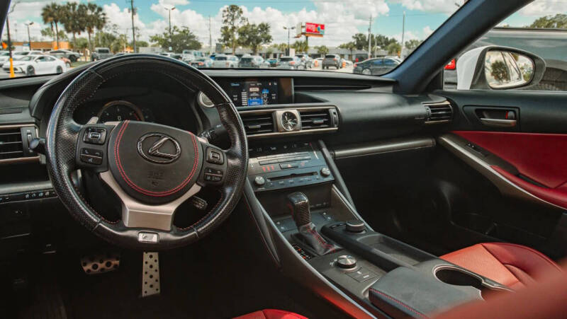 2017 Lexus IS 200t
