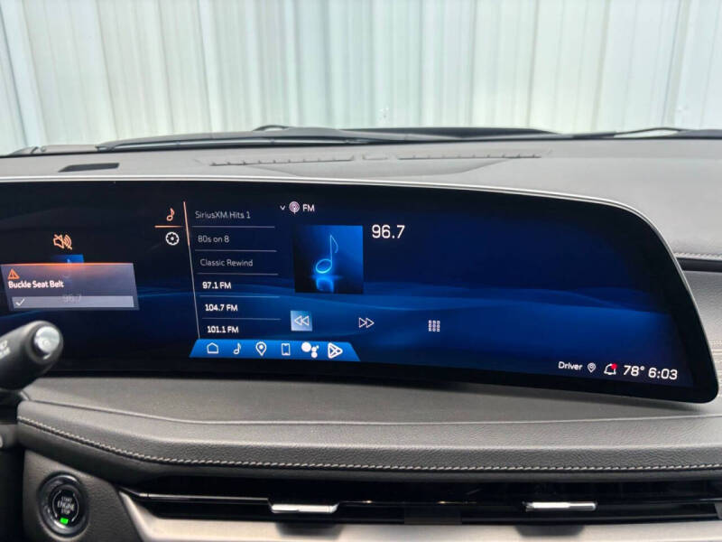 2024 Cadillac XT4 Premium Luxury