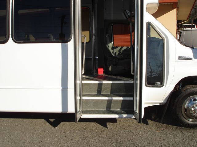 2011 Ford E-Series
