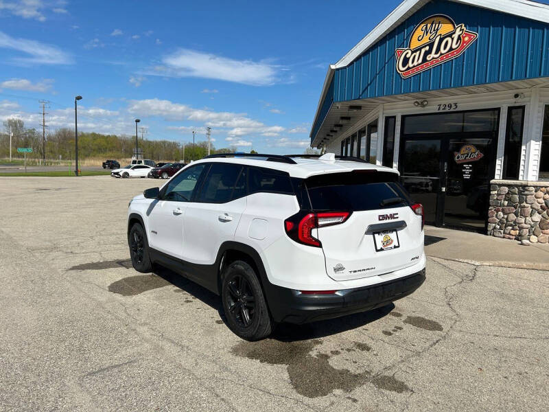 2022 GMC Terrain AT4