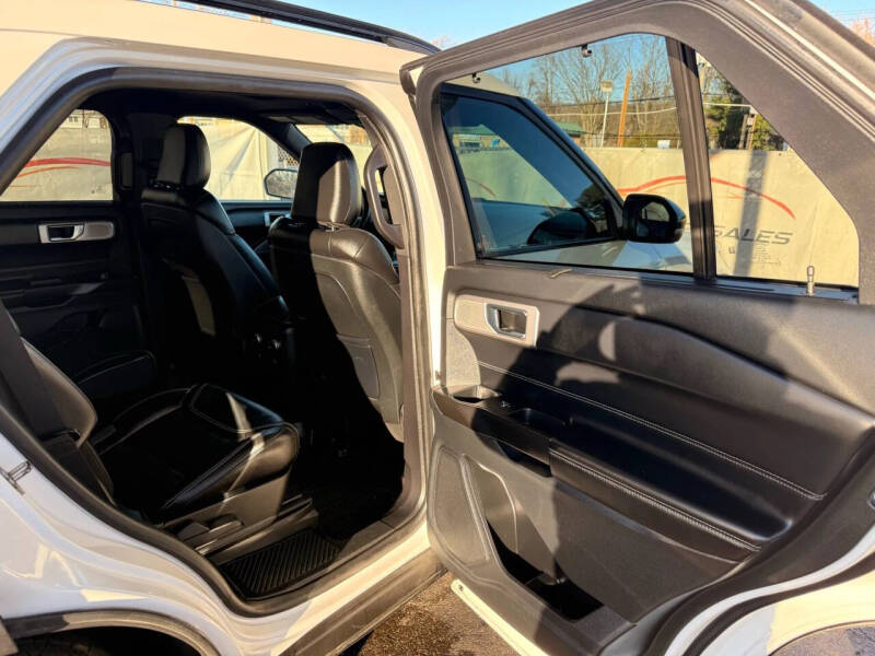 2020 Ford Explorer ST