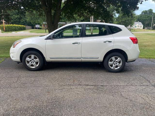 2014 Nissan Rogue Select for sale at Bowlings Used Cars in Canton OH