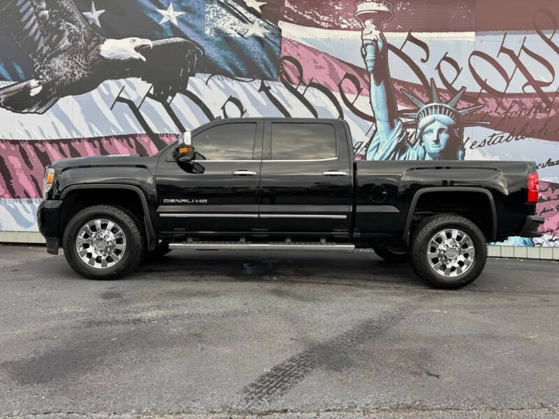 2017 GMC Sierra 2500HD Denali