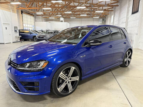 2016 Volkswagen Golf R 4Motion