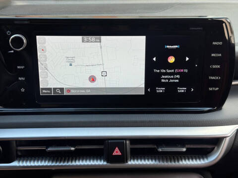 2023 Kia K5