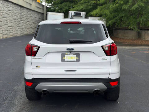 2019 Ford Escape SE