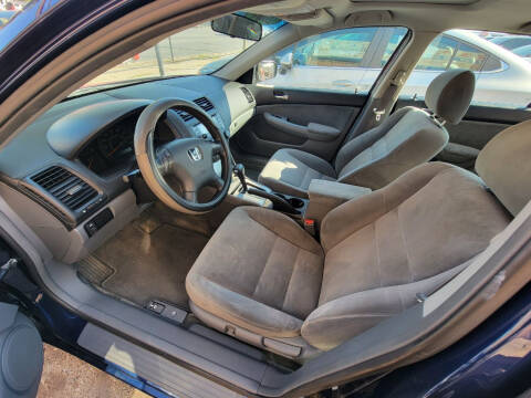 2004 Honda Accord for sale at SAM'S AUTO SALES in Chicago IL