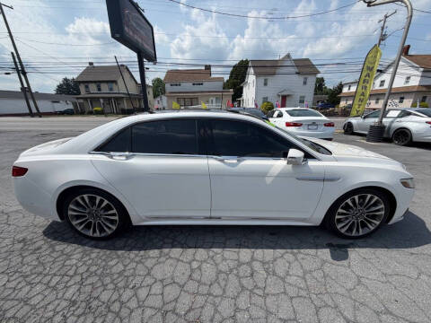 2017 Lincoln Continental Reserve
