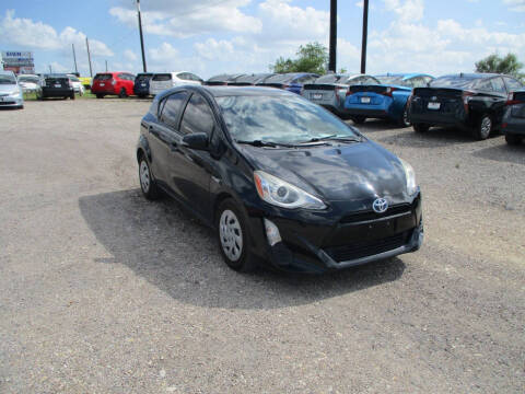 2016 Toyota Prius c Two