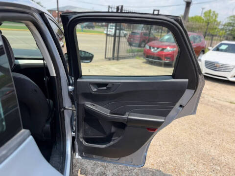 2022 Ford Escape S