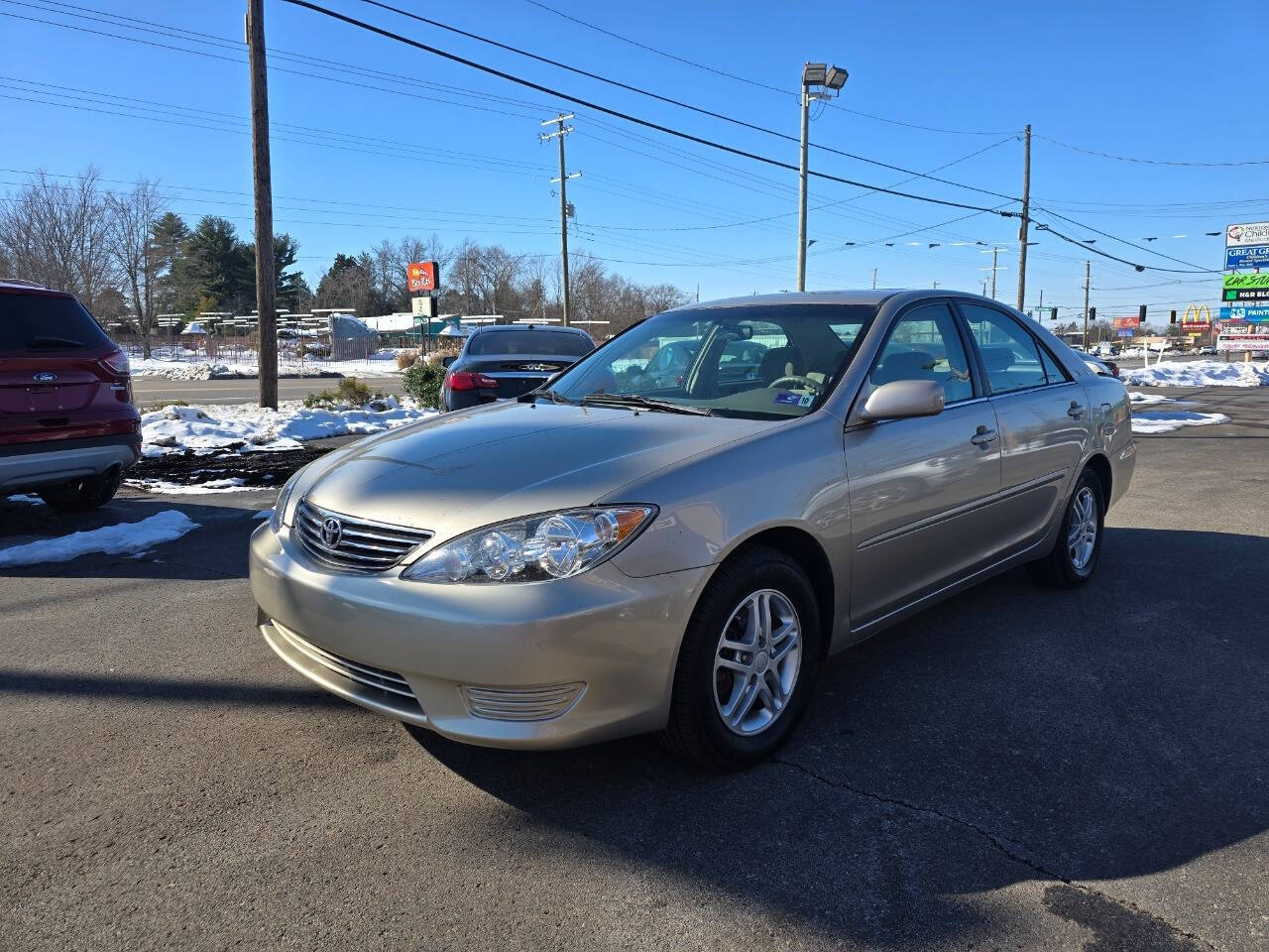 2005 Toyota Camry for sale at GLOBE AUTO SALES in Louisville, KY