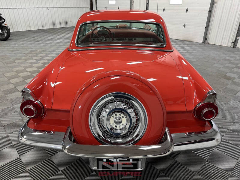 1956 Ford Thunderbird