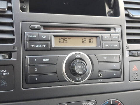 2012 Nissan Versa 1.8 S